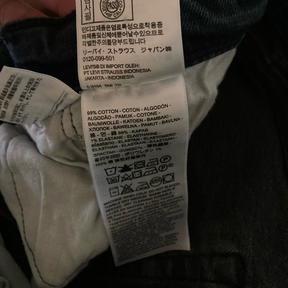 Levi’s Jeans - Picture 3 of 8